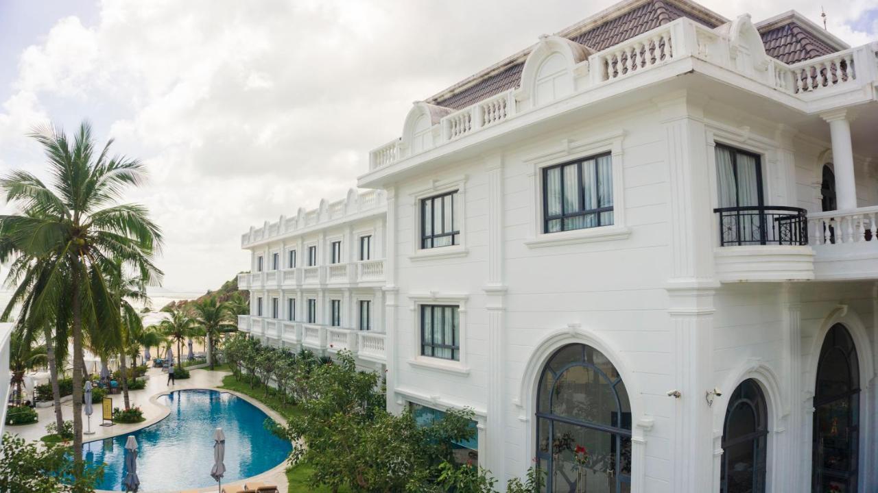 Seaside Boutique Resort Quy Nhon Exterior photo